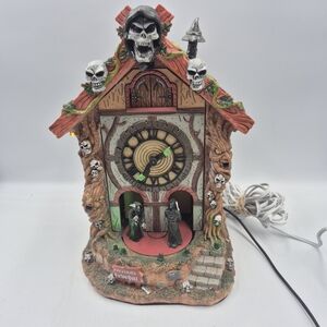 Lemax Spooky Town The Cursed Cuckoo Haus,